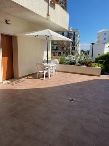 Lacasadisara Vieste Buitenkant foto